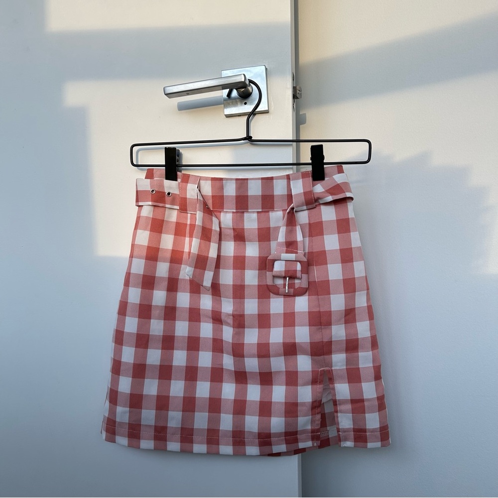 Princess Polly pink checkered skirt